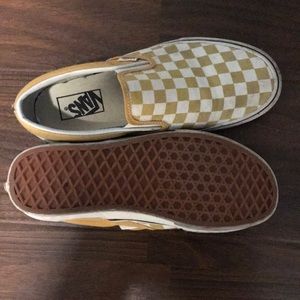 Vans slip on